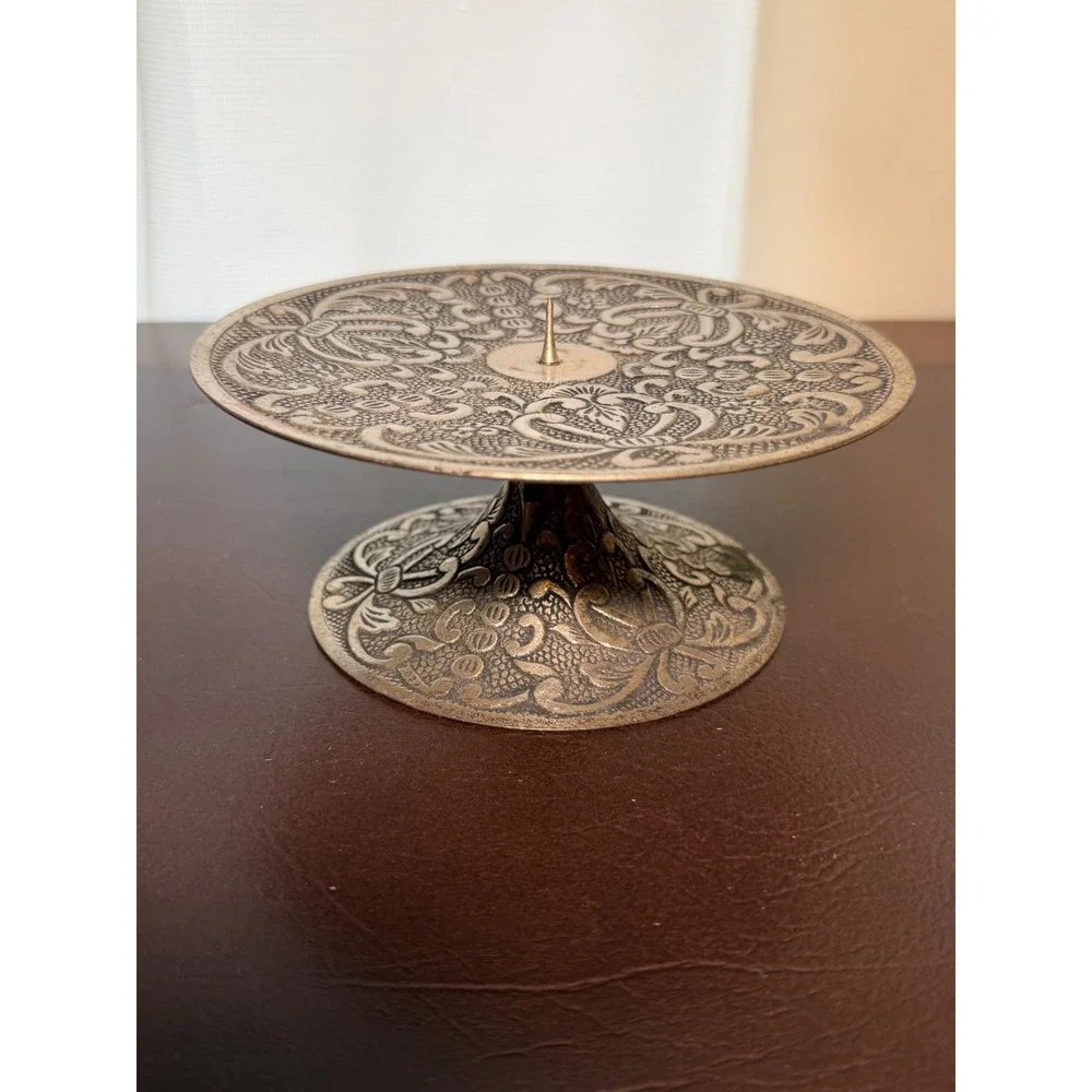 N/A ornate silver